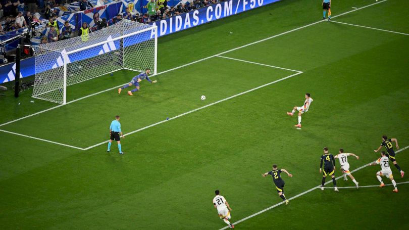 Kèo Tài Xỉu Penalty Bóng Đá - Khám Phá Chiến Thuật Đặt Cược Hấp Dẫn