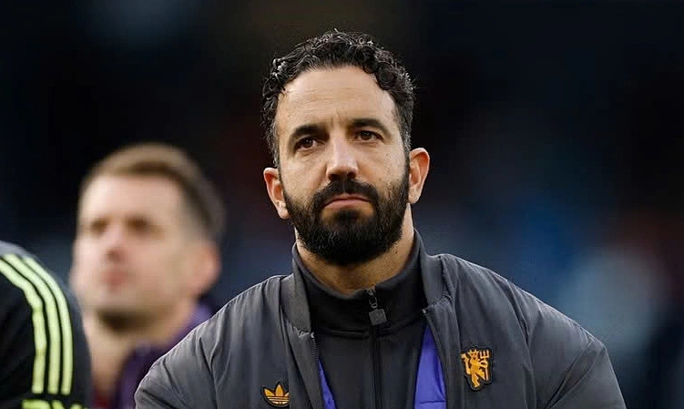 Nguyên nhân dẫn đến câu hỏi "Man Utd sa thải HLV? Ruben Amorim có nguy cơ mất ghế"